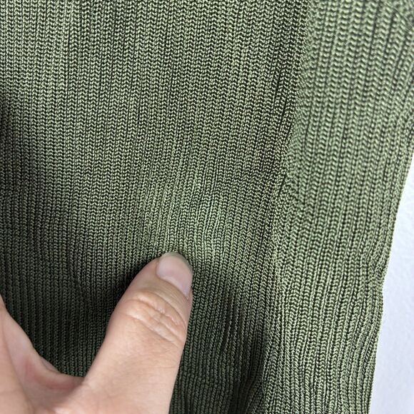 Madewell Scoop Neck Sweater Tank in Worn Olive Size Large NEW w Defect - Picture 6 of 9